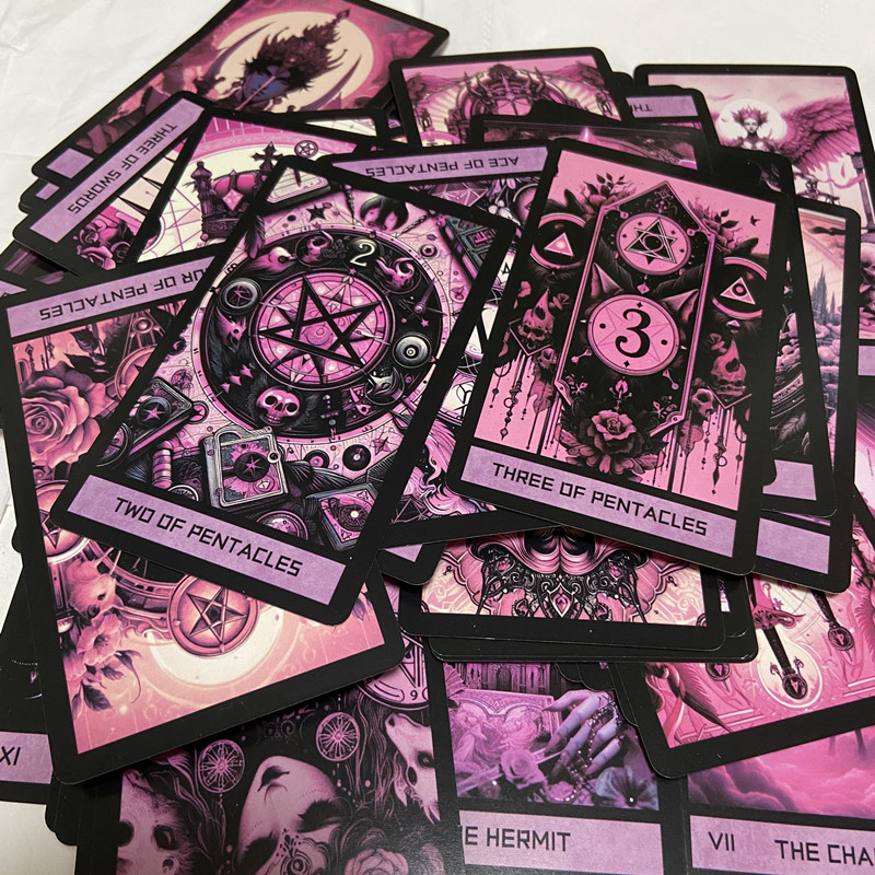 家族のパーティー用のピンクのゴシックタロットカード,78枚の - Board Game Quantum のレビューと価格