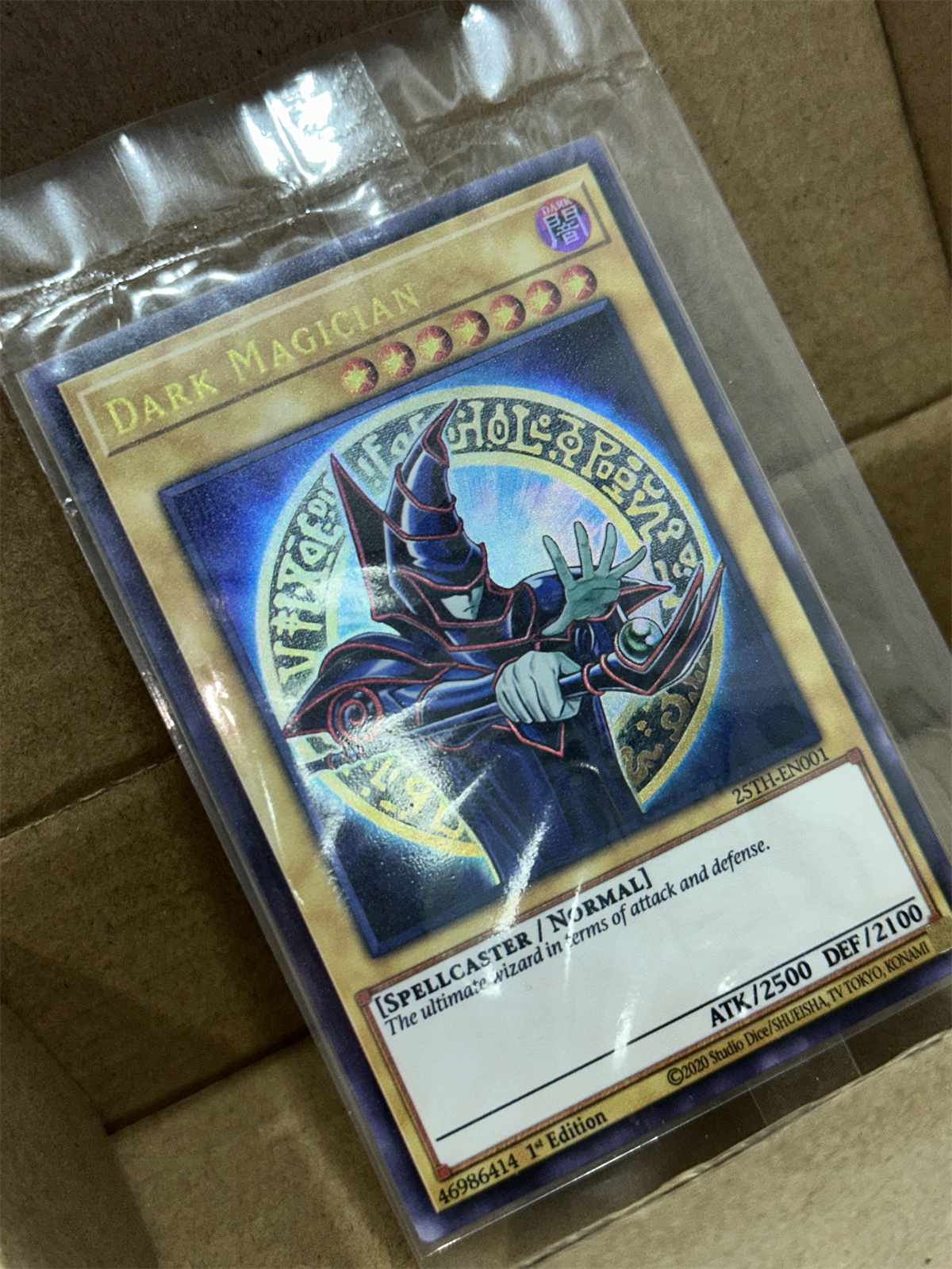 遊戯王 TCG ダークマジシャン 25th-EN001 マギ - Board Game Gi のレビューと価格